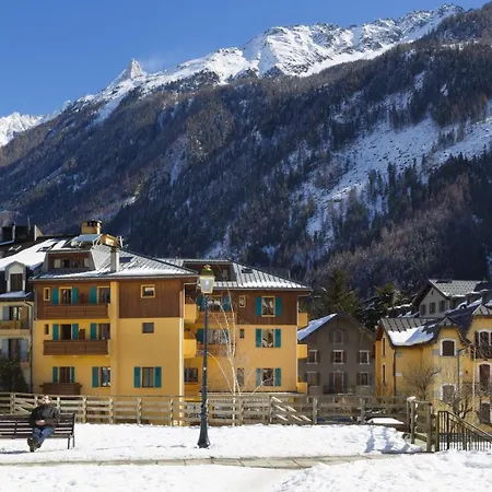 Hotel Lyret 3*