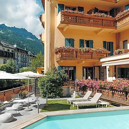 Lyret Otel