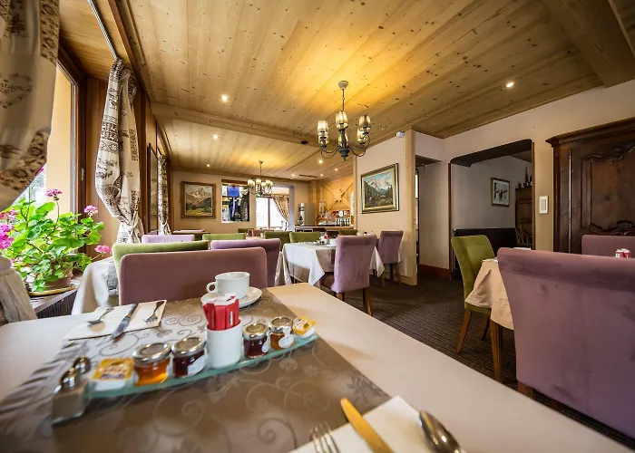 Hotel Lyret 3*